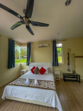 Orchard Villa, Radiant Janda Baik
